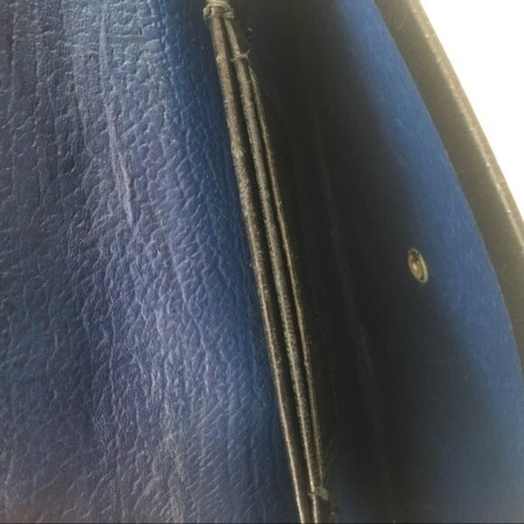 Black embossed leather like clutch - Picture 4 of 7